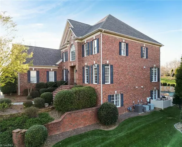 Clemmons, NC 27012,102 Salem Village CT