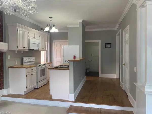 Eden, NC 27288,646 Washington ST