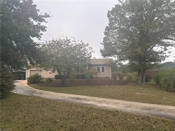 12087 Traphill RD, Traphill, NC 28685