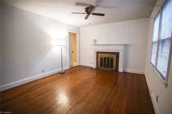 Winston-salem, NC 27103,615 Corona ST