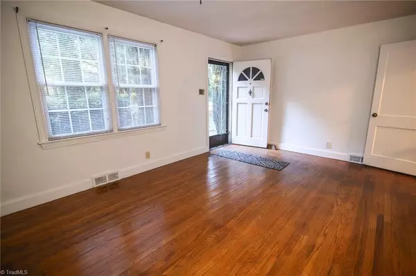 Winston-salem, NC 27103,615 Corona ST