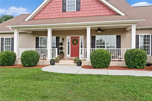 Mount Airy, NC 27030,518 Red Brush RD