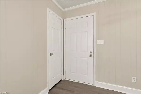Burlington, NC 27215,1234 Kenwood DR
