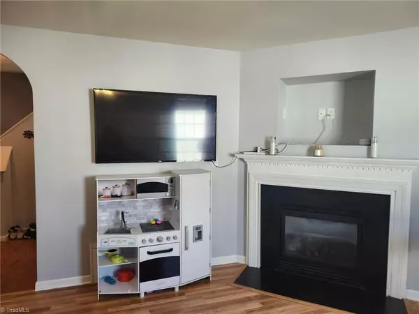 Mcleansville, NC 27310,4803 Redland CT