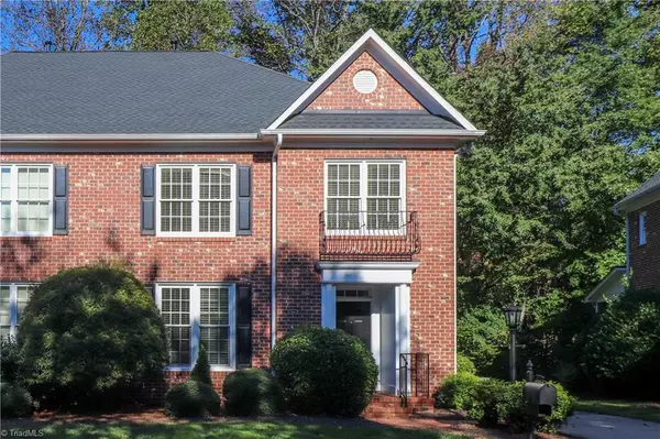22 Dutchmans Pipe CV, Greensboro, NC 27455