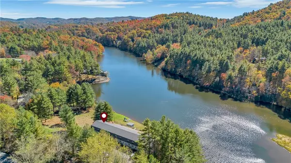 4086 Nettle Knob RD, West Jefferson, NC 28694