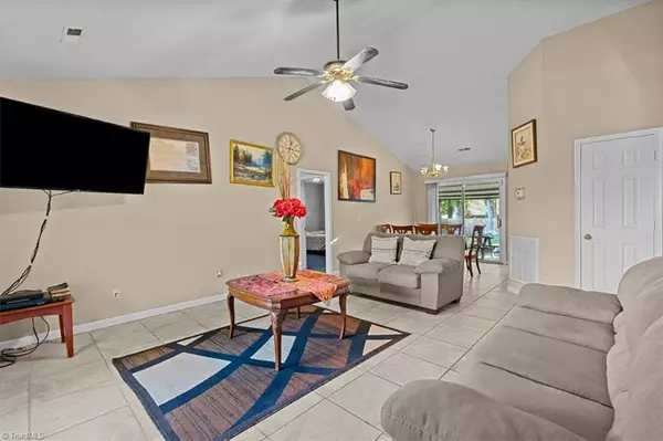 Greensboro, NC 27406,17 Glendale Oaks CT