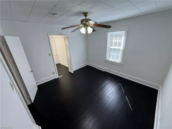 Winston-salem, NC 27105,1309 Pleasant View DR