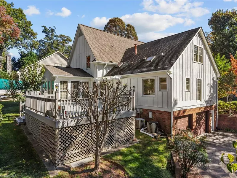 3502 Crosstimbers DR, Greensboro, NC 27410