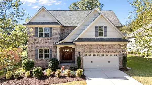 4671 Olivine LN, Pfafftown, NC 27040