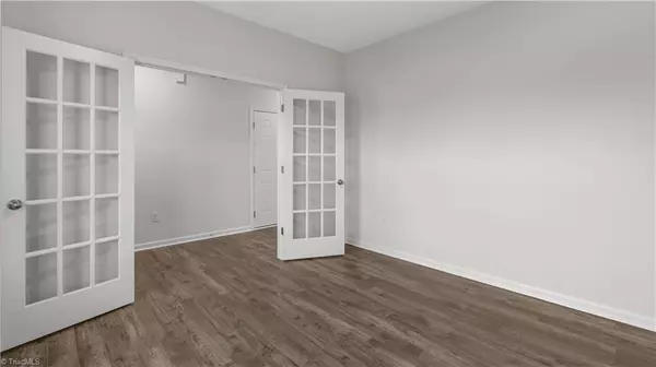 Winston-salem, NC 27107,4781 Mount Hope DR