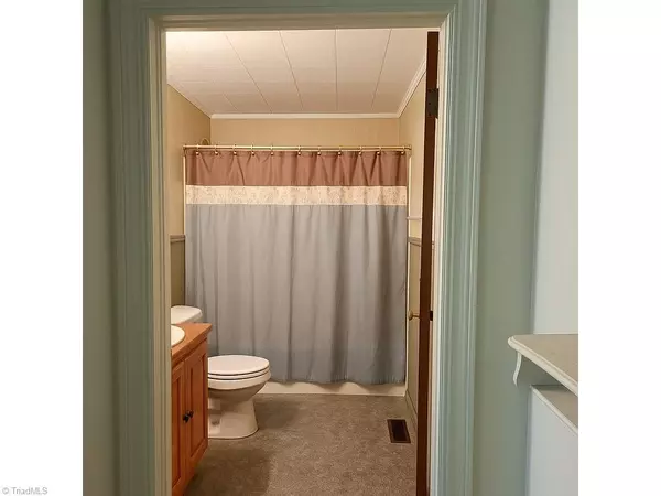 Asheboro, NC 27205,240 Croomcrest RD