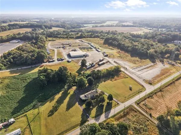 Sophia, NC 27350,7228 US Highway 311