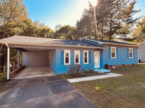 Tobaccoville, NC 27050,5304 Oswego CT