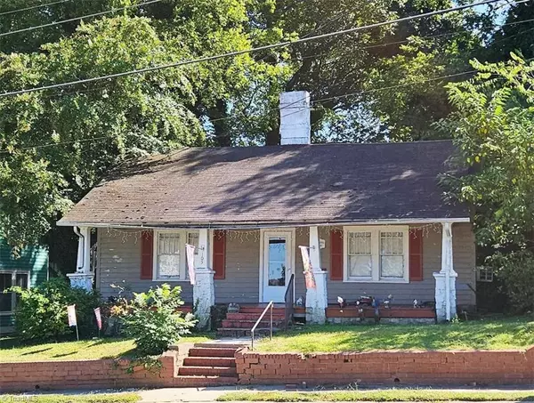 105 Academy ST, Madison, NC 27025