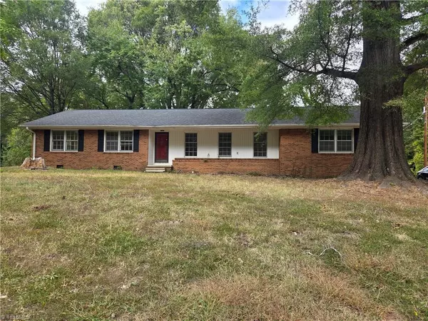 1917 EDGEWOOD AVE, Burlington, NC 27215