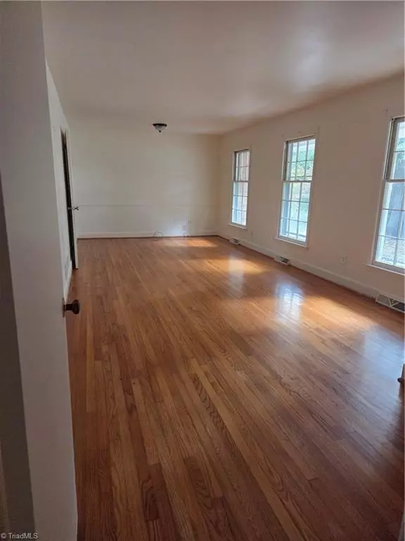 Burlington, NC 27215,1917 EDGEWOOD AVE