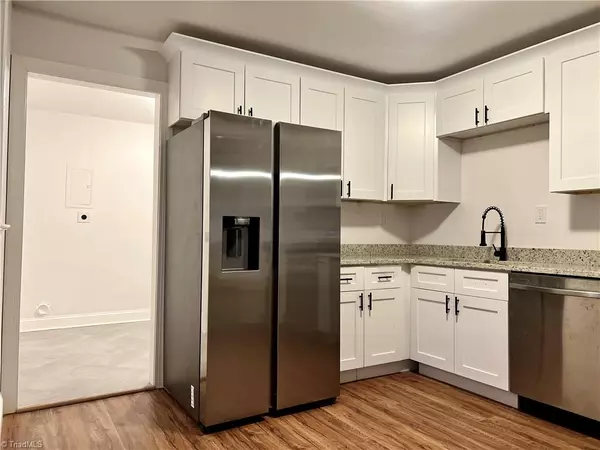 High Point, NC 27265,709 Habersham RD