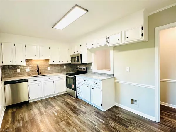 Winston-salem, NC 27103,3111 Burke Mill CT