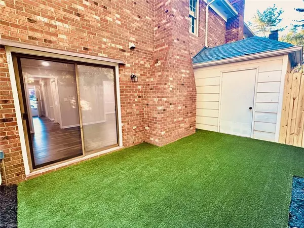 Winston-salem, NC 27103,3111 Burke Mill CT