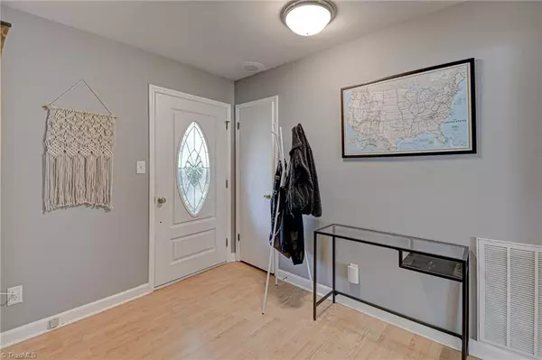 Kernersville, NC 27284,5165 Beulah LN