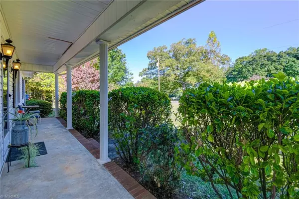 Kernersville, NC 27284,5165 Beulah LN