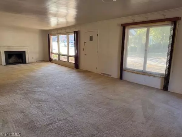 Lexington, NC 27292,32 Vance CIR