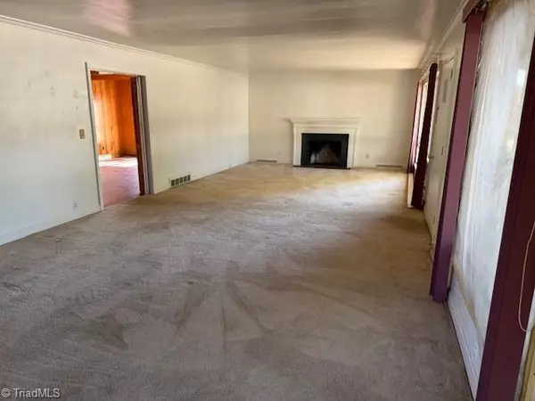 Lexington, NC 27292,32 Vance CIR