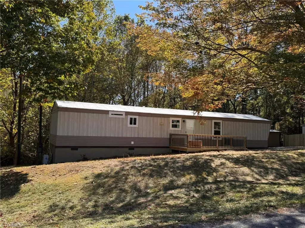 Pinnacle, NC 27043,1015 Patterson Farm RD