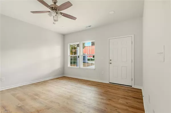 Lexington, NC 27295,42 Mill ST