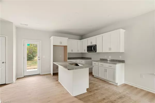 Winston-salem, NC 27105,2615 Ansonia ST