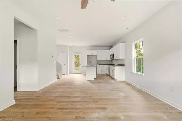 Winston-salem, NC 27105,2615 Ansonia ST