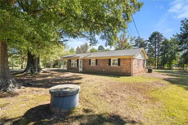 Kernersville, NC 27284,4706 Nokomis DR