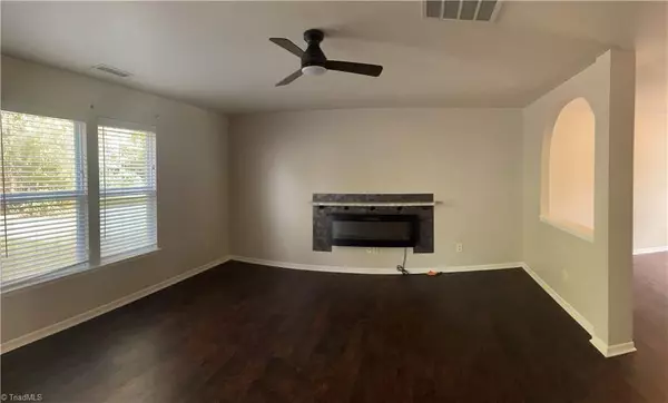 Winston-salem, NC 27107,557 Lakeside Valley DR