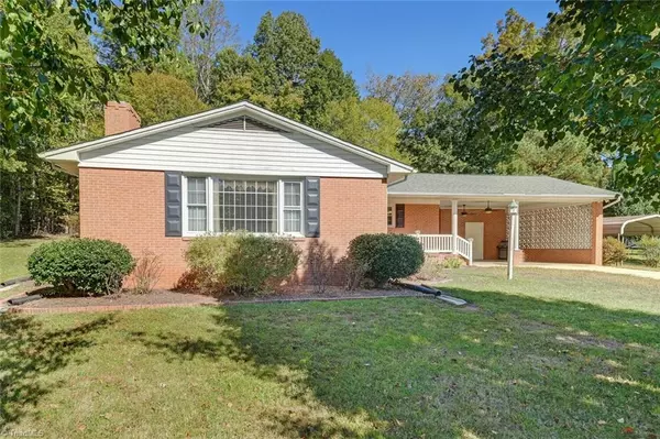 Eden, NC 27288,1915 Ashby ST