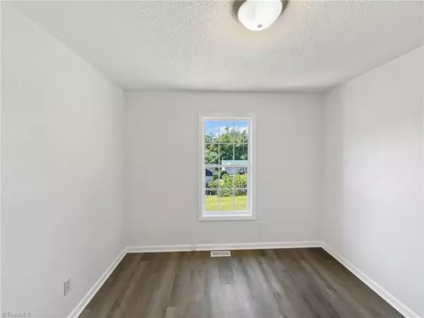 Winston-salem, NC 27127,120 Cloverfield CT