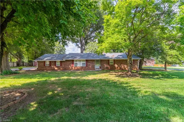 Lewisville, NC 27023,825 Reynolds RD