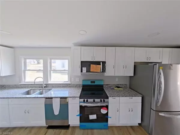 High Point, NC 27260,1205 West AVE