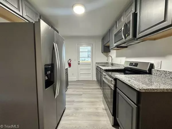 Greensboro, NC 27403,614 Mendenhall ST #A