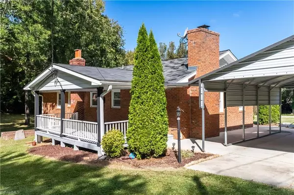 Greensboro, NC 27407,4027 Bluebonnet DR