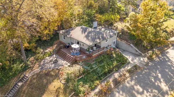 Greensboro, NC 27403,900 Willowbrook DR