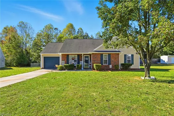 Winston-salem, NC 27106,3772 Cheshire Place CT