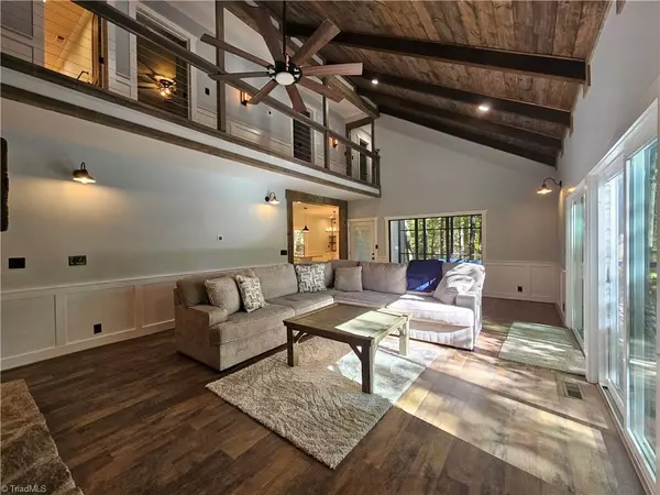 Deep Gap, NC 28618,1228 Powder Horn Mountain RD