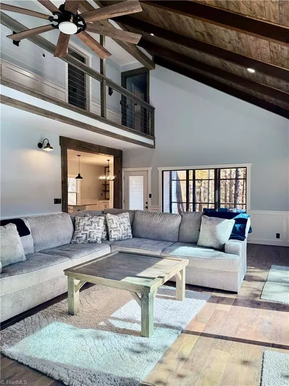 Deep Gap, NC 28618,1228 Powder Horn Mountain RD