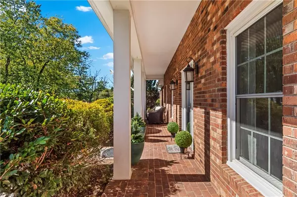 Kernersville, NC 27284,1105 Kingswood DR