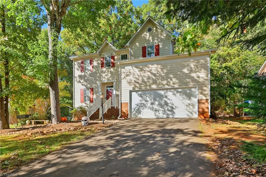 King, NC 27021,157 Leeds LN