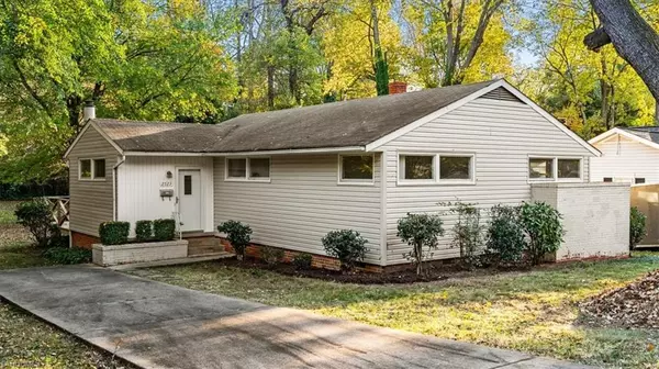 2523 Overbrook DR, Greensboro, NC 27408