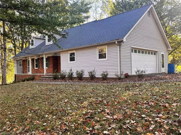 North Wilkesboro, NC 28659,334 Souther RD