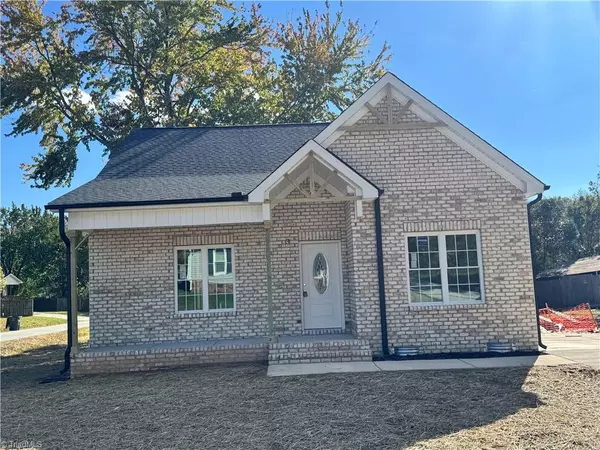 3912 Fairall DR, Greensboro, NC 27401