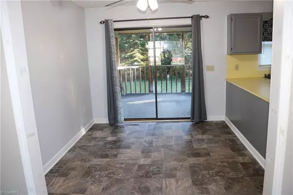 King, NC 27021,3317 Coventry Forest LN